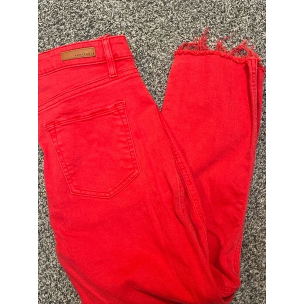 Women’s  Sanctuary jeans  Color coral  size 31 = US 12